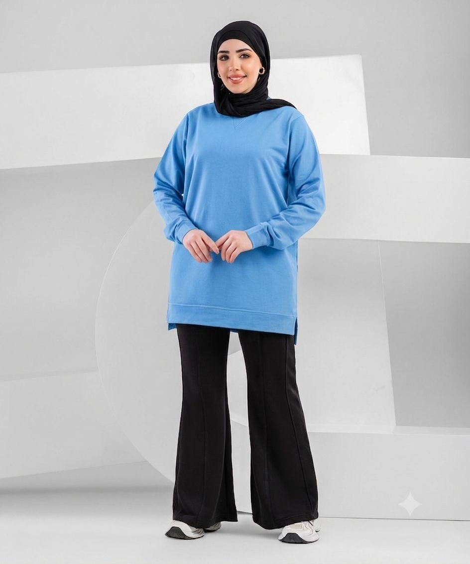 قميص طويل أساسي من أكريرا للملابس الخارجية، تصميم بسيط وعملي مع ألوان محايدة، مناسب للارتداء اليومي